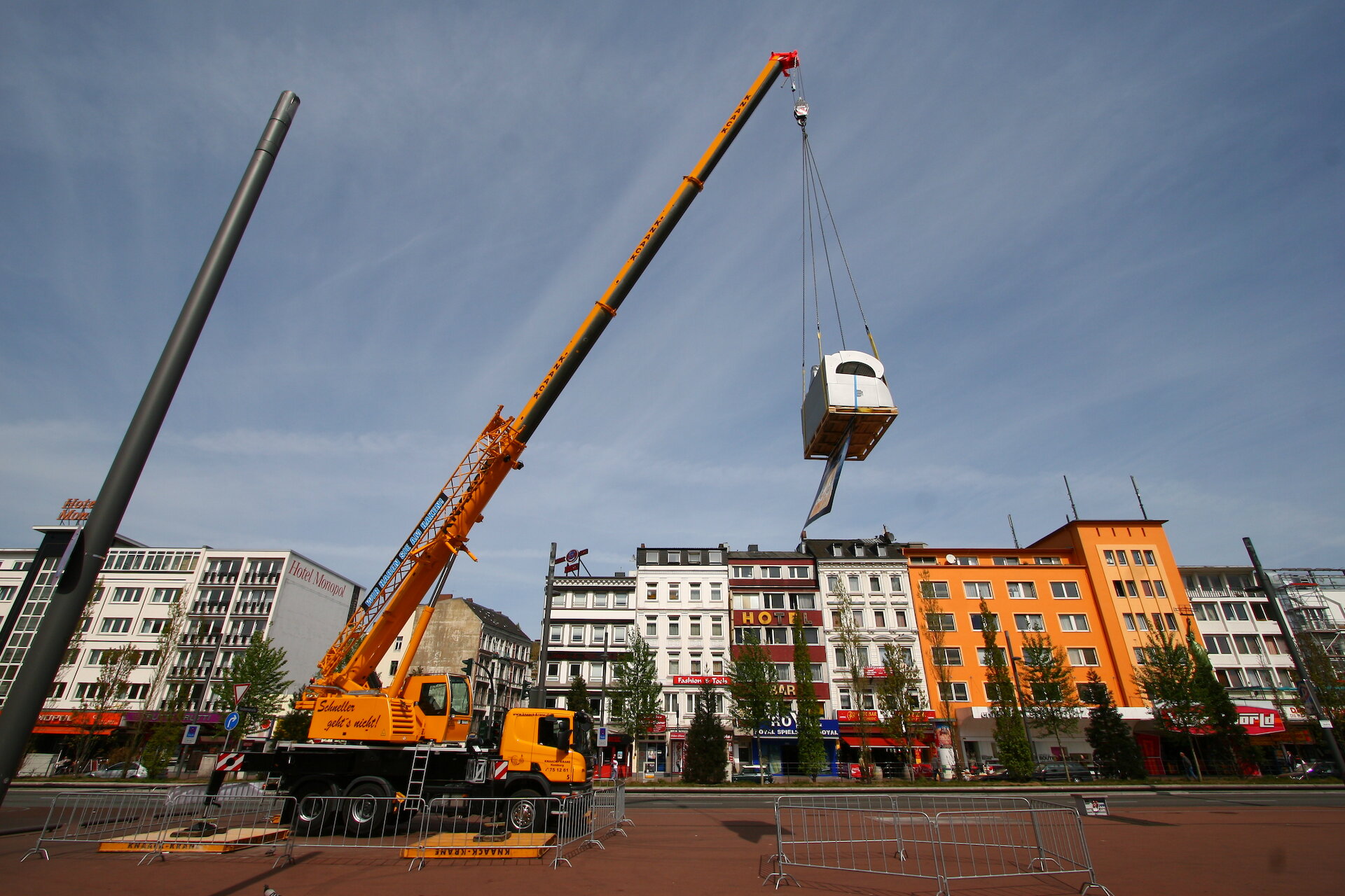 Knaack Krane - Schneller geht es nicht.